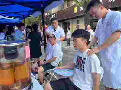 咸陽老街 當古韻街巷涌動中醫(yī)藥文化潮，滋養(yǎng)現(xiàn)代營養(yǎng)健康新風尚